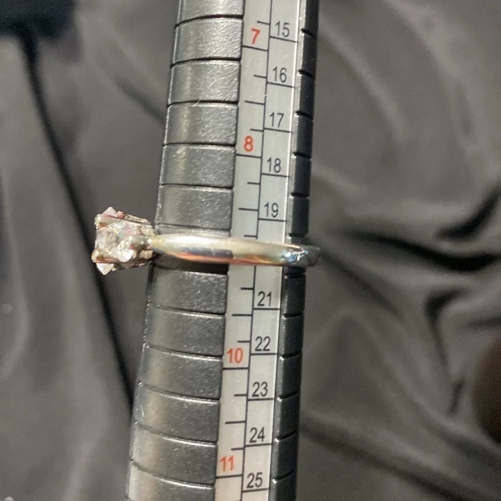 JTV vintage Sterling Silver three stone cubic Zirconia Ring!